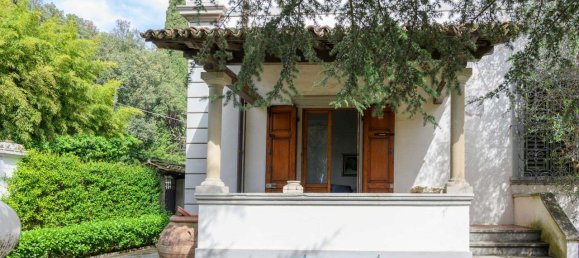 5 bedrooms Villa in Florence, Italy No. 167729 6