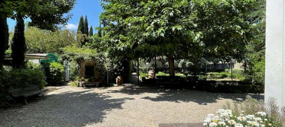 5 bedrooms Villa in Florence, Italy No. 167729 8