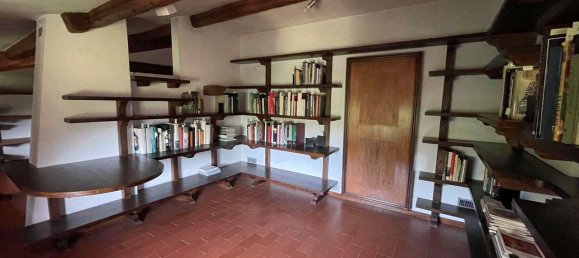 5 bedrooms Villa in Florence, Italy No. 167729 28