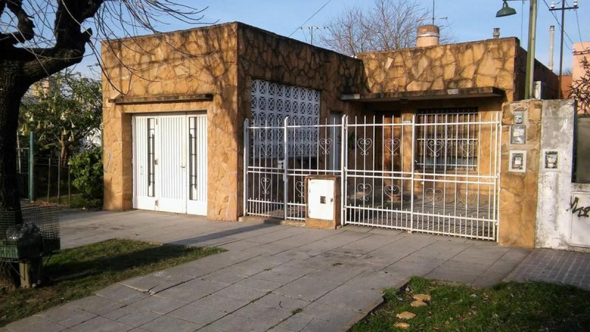 3 Schlafzimmer Haus in San Miguel, Argentina, Nr. 9475