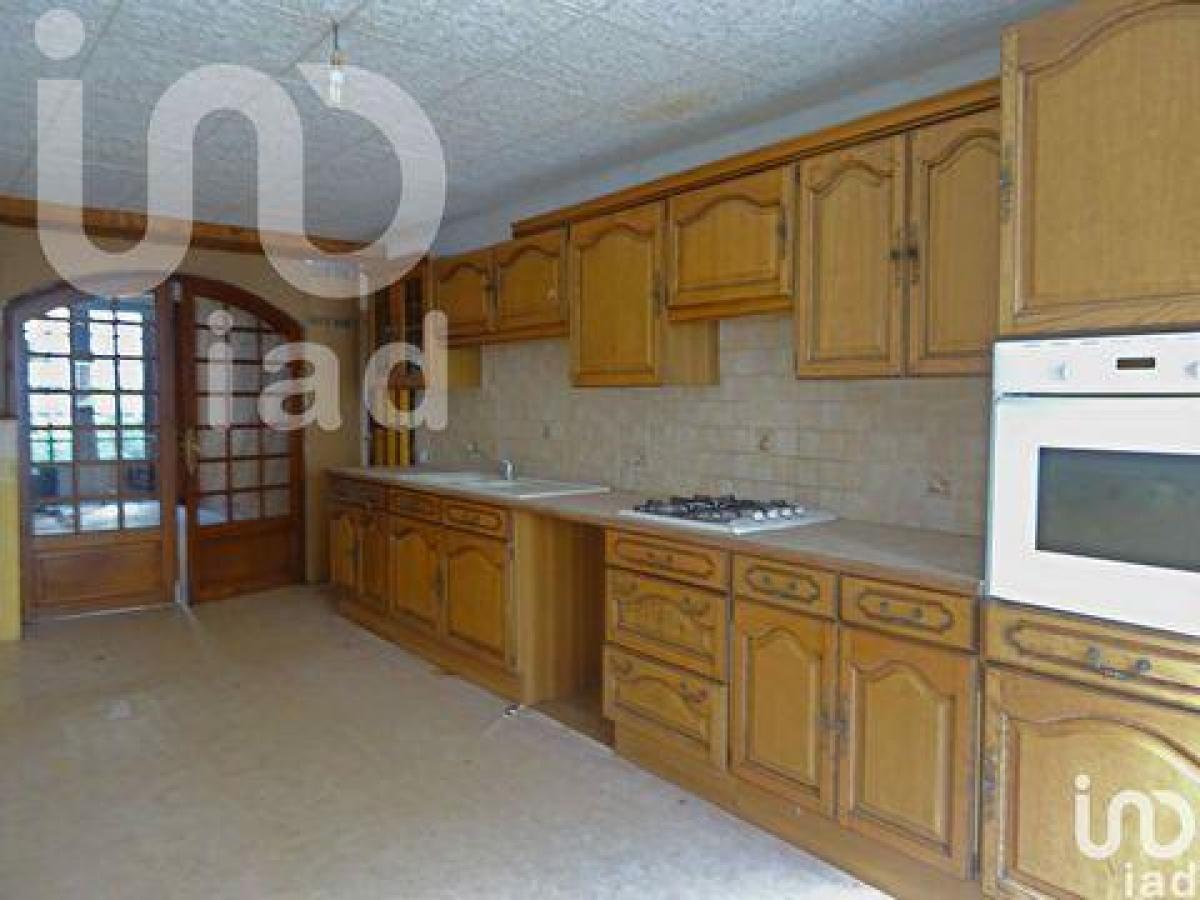 4 bedrooms House in Ruffec, France No. 27152