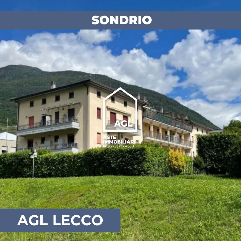 3-salle Appartement à Sondrio, Italy No. 7216