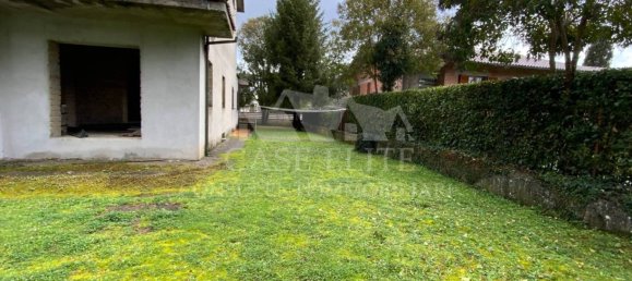 6 bedrooms Villa in Acquapendente, Italy No. 160366 4