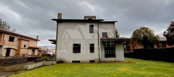 6 bedrooms Villa in Acquapendente, Italy No. 160366 2