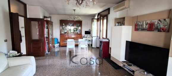 4 rooms House in Castelfranco Veneto, Italy No. 307116 8