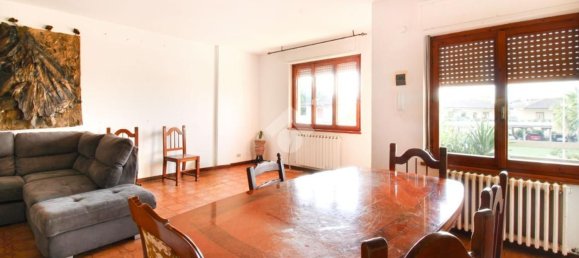 3 bedrooms Apartment in Porto Sant'Elpidio, Italy No. 339406 4