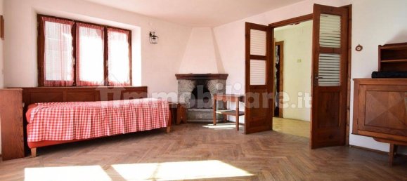 5-salle Maison à Brusson, Italy No. 58870 4