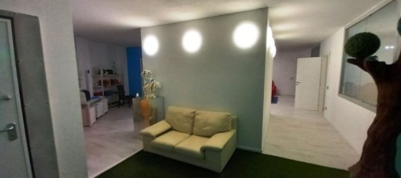 Escritório em Telgate, Italy 484 m² N.º 169054 13