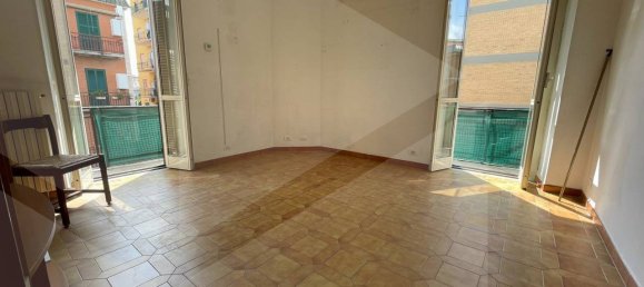 Apartamento de 3 divisões em Ciampino, Italy N.º 20037 4