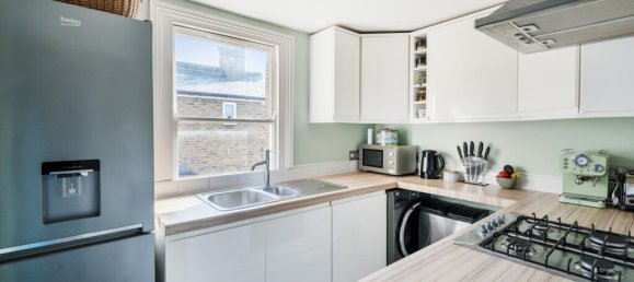 2 bedrooms Apartment in London, United Kingdom No. 7669 3