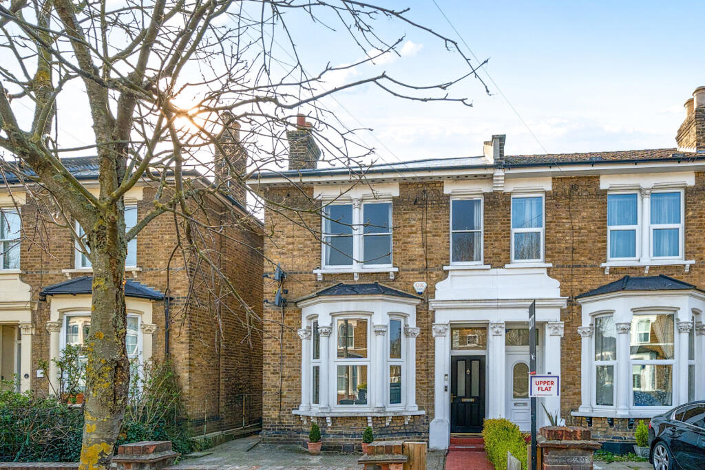 2 bedrooms Apartment in London, United Kingdom No. 7669