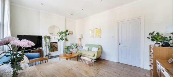 2 bedrooms Apartment in London, United Kingdom No. 7669 8