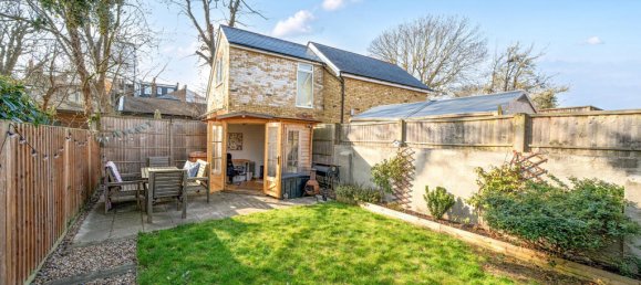 2 bedrooms Apartment in London, United Kingdom No. 7669 4