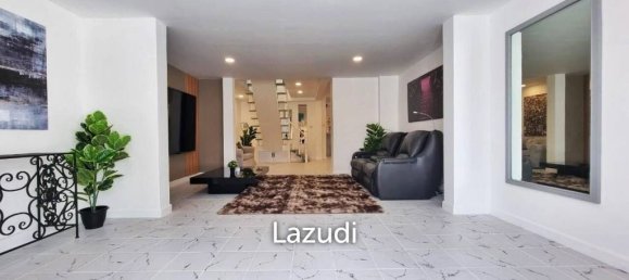 4 غرف نوم مقهى / مطعم في Pattaya, Thailand رقم 15542 5