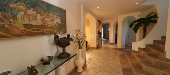 Villa de 4 dormitorios en Lagoa, Portugal No. 7583 5