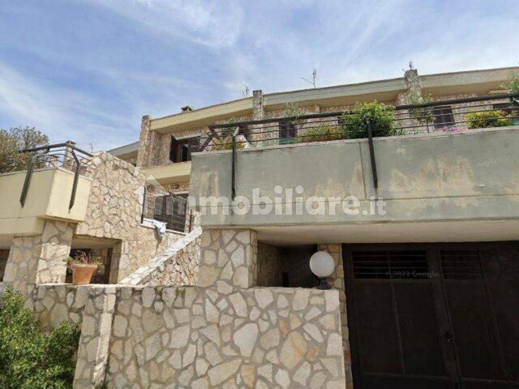 2 bedrooms Villa in Tivoli, Italy No. 16548