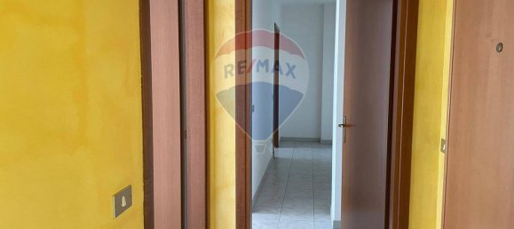 Apartamento de 2 divisões em Busto Arsizio, Italy N.º 88957 13