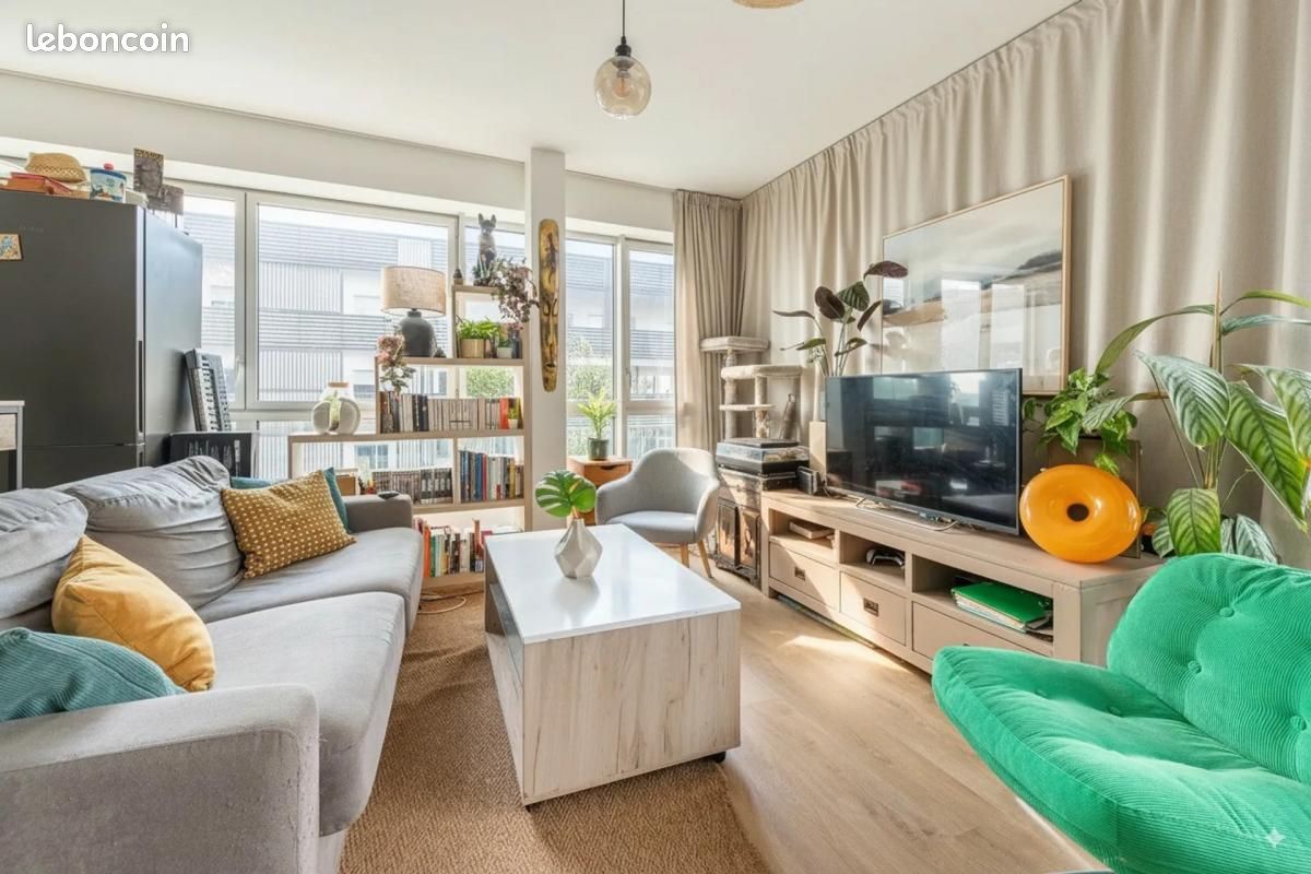 1 bedroom Apartment in Nantes, France No. 342056