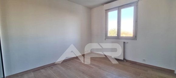 2 bedrooms Apartment in Chatou, France No. 178343 16