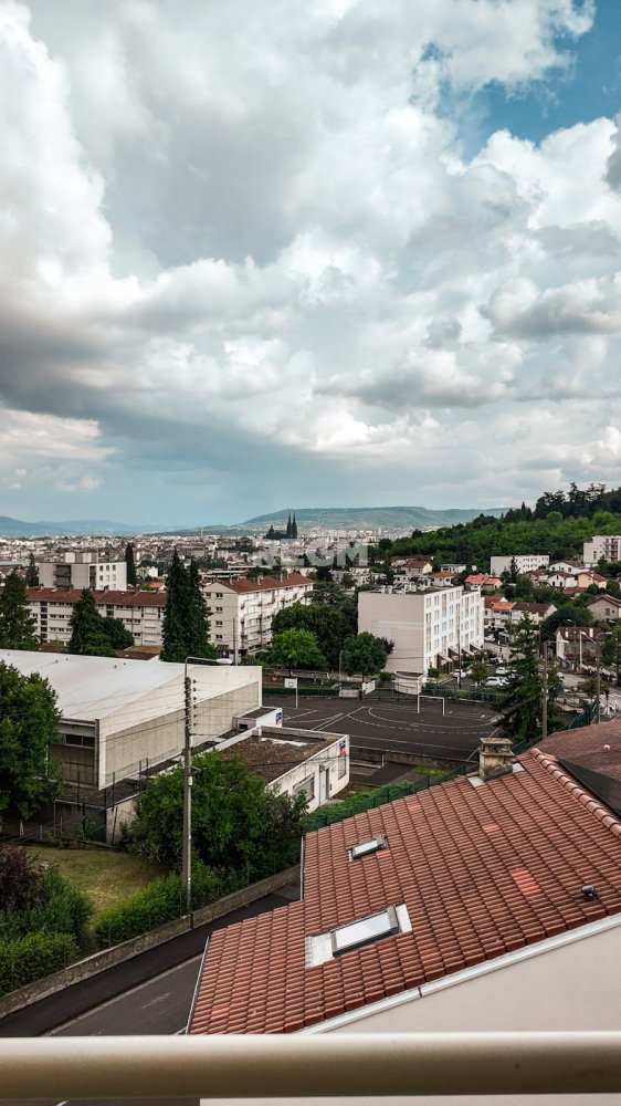 Apartamento de 1 dormitorio en Clermont-Ferrand, France No. 305005