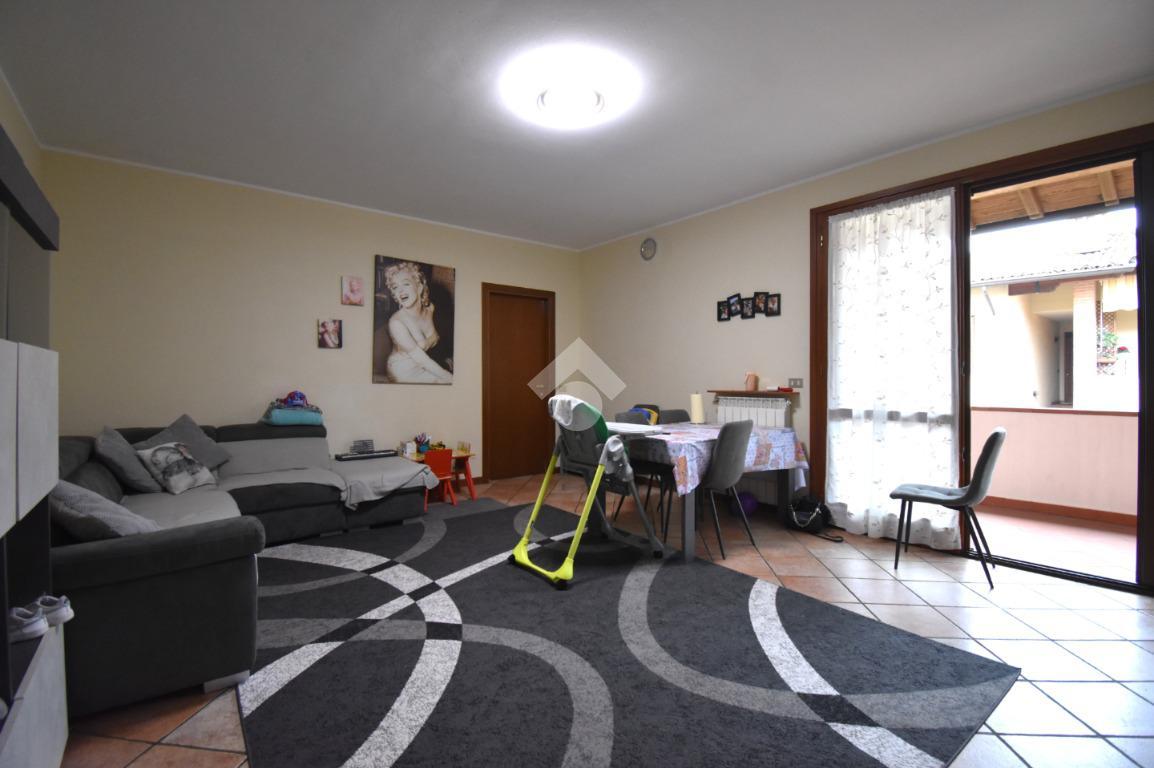 Apartamento de 3 habitaciónes en Castiglione delle Stiviere, Italy No. 13768