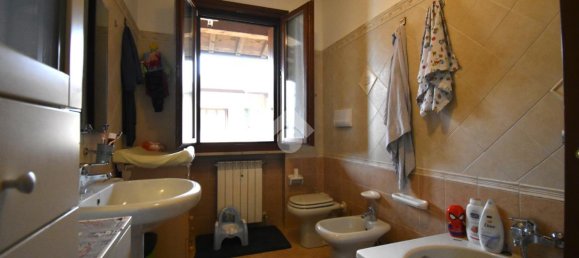 Apartamento de 3 habitaciónes en Castiglione delle Stiviere, Italy No. 13768 40
