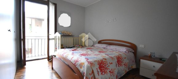 Apartamento de 3 habitaciónes en Castiglione delle Stiviere, Italy No. 13768 2