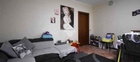 Apartamento de 3 habitaciónes en Castiglione delle Stiviere, Italy No. 13768 10