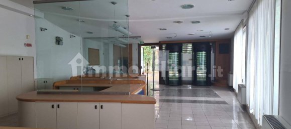 Коммерческая недвижимость 205м² в Червия, Италия № 317016 2