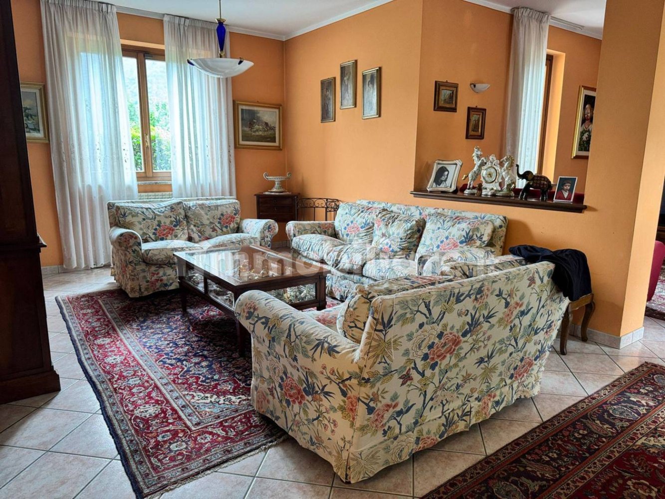 3 bedrooms Villa in Gravellona Toce, Italy No. 290020
