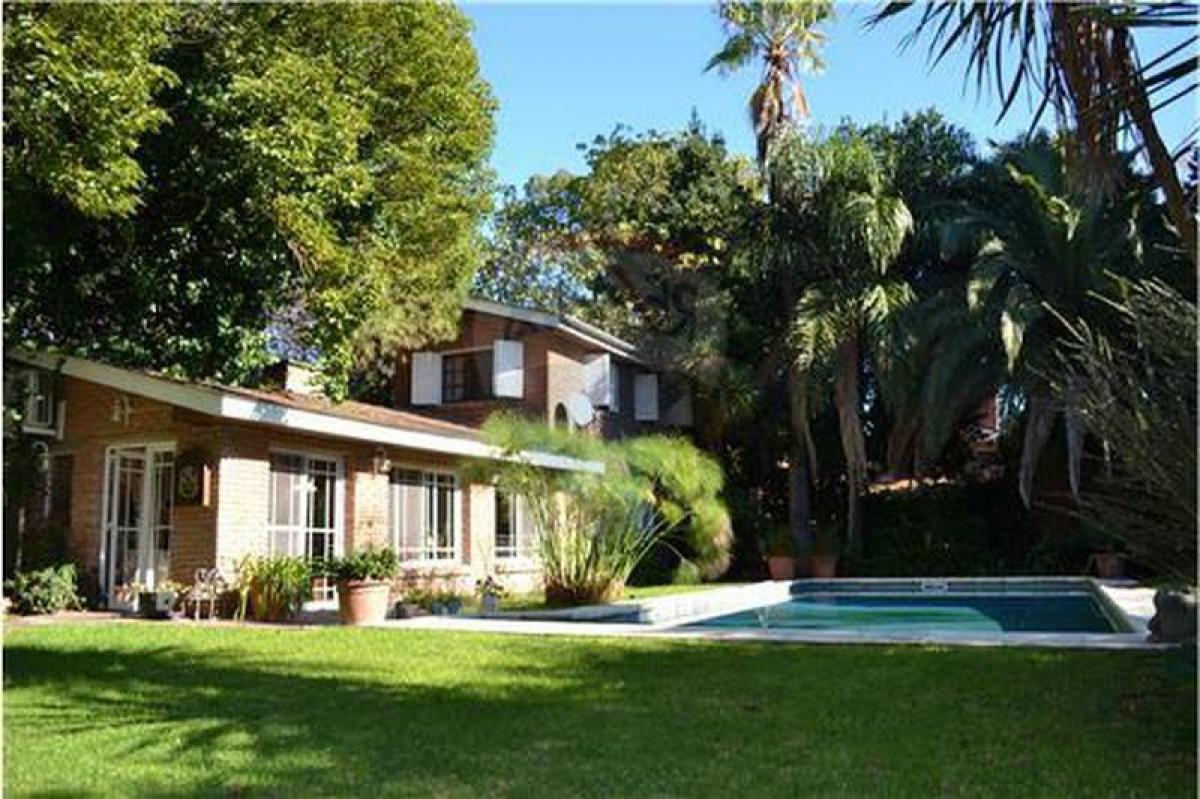 Дом с 4 спальнями в Тигре, Аргентина № 16694