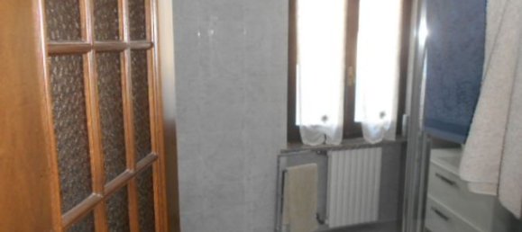 5 rooms Apartment in Chieri, Italy No. 47226 3