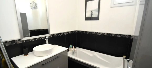 2 Schlafzimmer Wohnung in Les Pavillons-sous-Bois, France, Nr. 180397 4