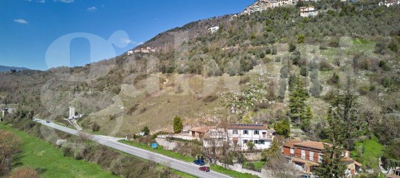 3 bedrooms House in Roviano, Italy No. 39721 43