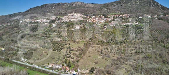 3 bedrooms House in Roviano, Italy No. 39721 39