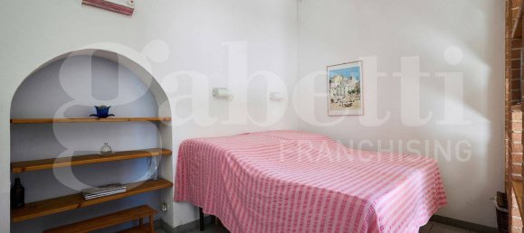 3 bedrooms House in Roviano, Italy No. 39721 26