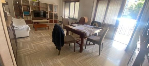 6 rooms Apartment in Portici, Italy No. 9960 2