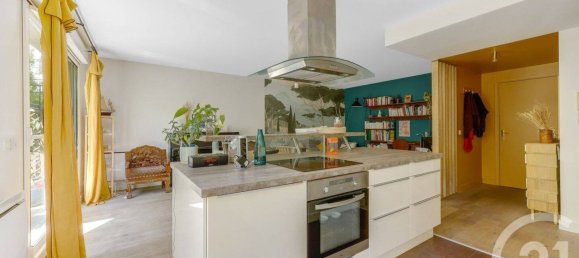 2 bedrooms Apartment in Montrouge, France No. 317148 3