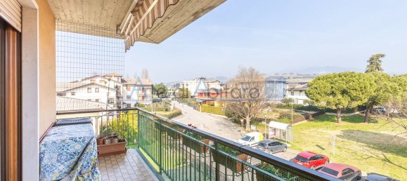 3 rooms Apartment in Pescantina, Italy No. 219117 5