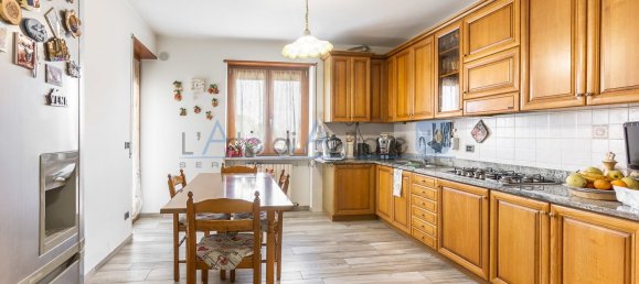 3 rooms Apartment in Pescantina, Italy No. 219117 3