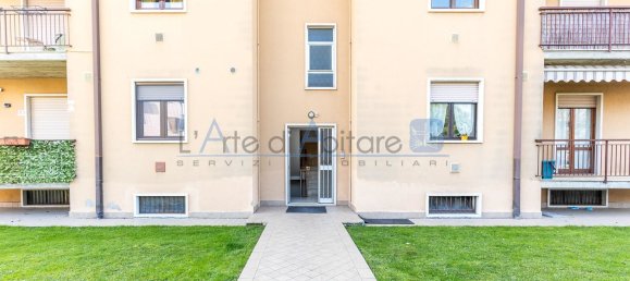 3 rooms Apartment in Pescantina, Italy No. 219117 14