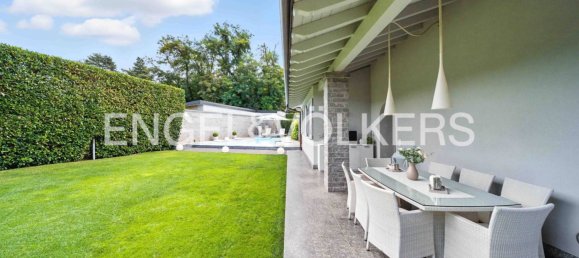 4 Schlafzimmer Villa in Tradate, Italy, Nr. 131073 47