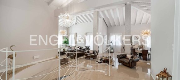 4 Schlafzimmer Villa in Tradate, Italy, Nr. 131073 11
