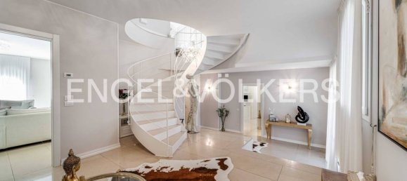 4 Schlafzimmer Villa in Tradate, Italy, Nr. 131073 21