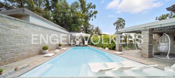 4 Schlafzimmer Villa in Tradate, Italy, Nr. 131073 49