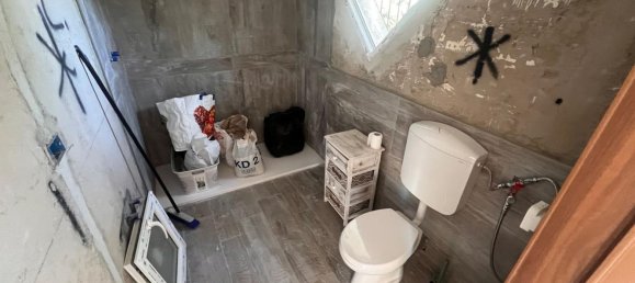 3 bedrooms Apartment in Comacchio, Italy No. 330144 7