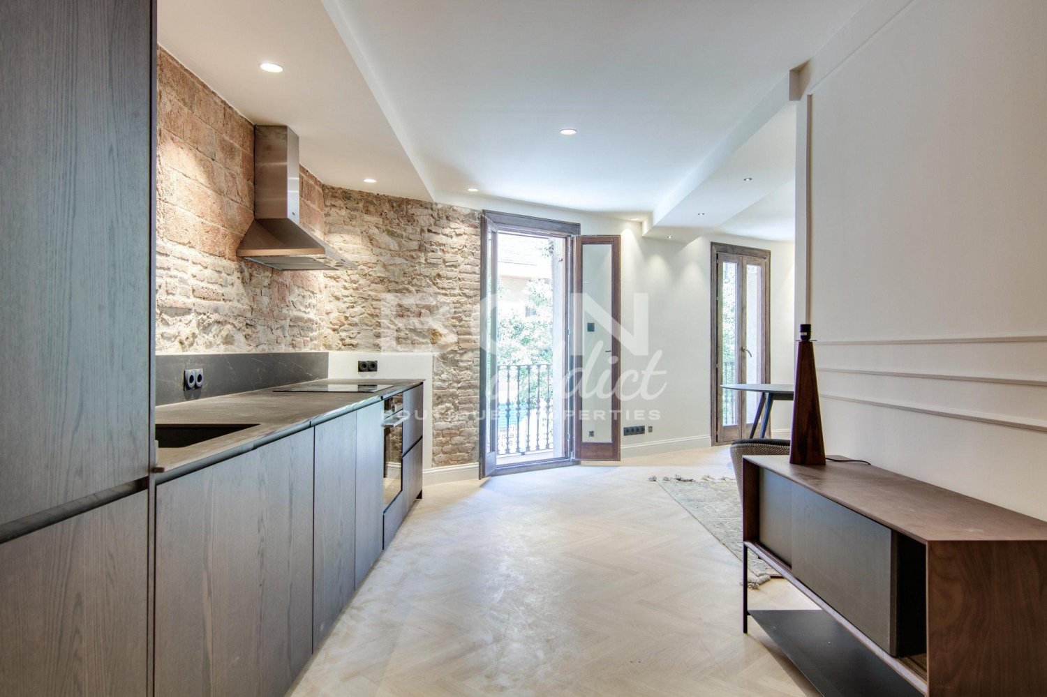 2 bedrooms Penthouse in Sants-Montjuic, Spain No. 26108