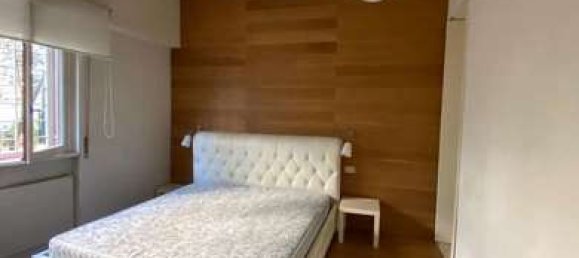 2 rooms Apartment in Rome, Italy No. 33391 10