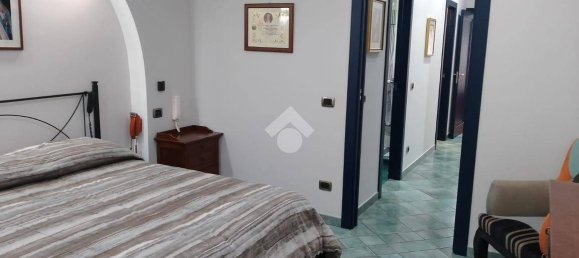 Apartamento de 2 dormitorios en Castelvetere sul Calore, Italy No. 172017 4