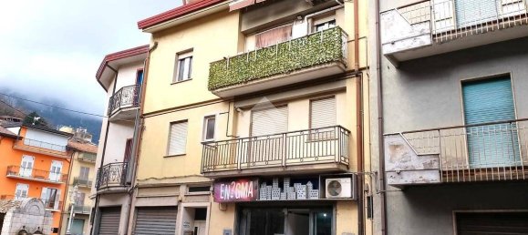 Apartamento de 2 dormitorios en Castelvetere sul Calore, Italy No. 172017 16